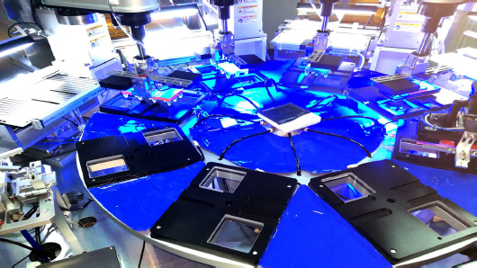 CCD引导4轴机械臂定位贴合