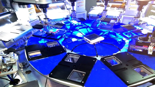 CCD引导4轴机械臂定位贴合