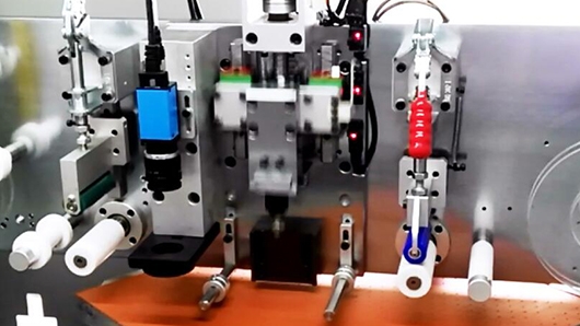 FPC冲贴式胶纸机视觉系统